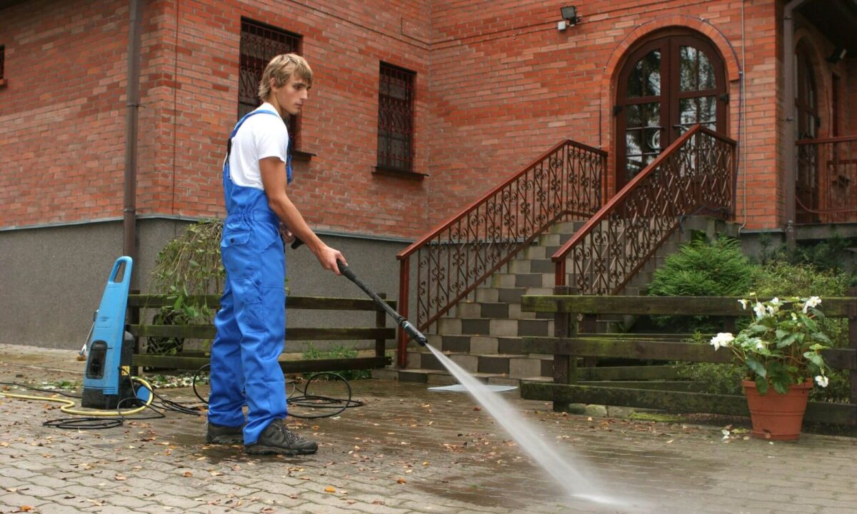 10 Surprising Benefits of Pressure Washing your Home