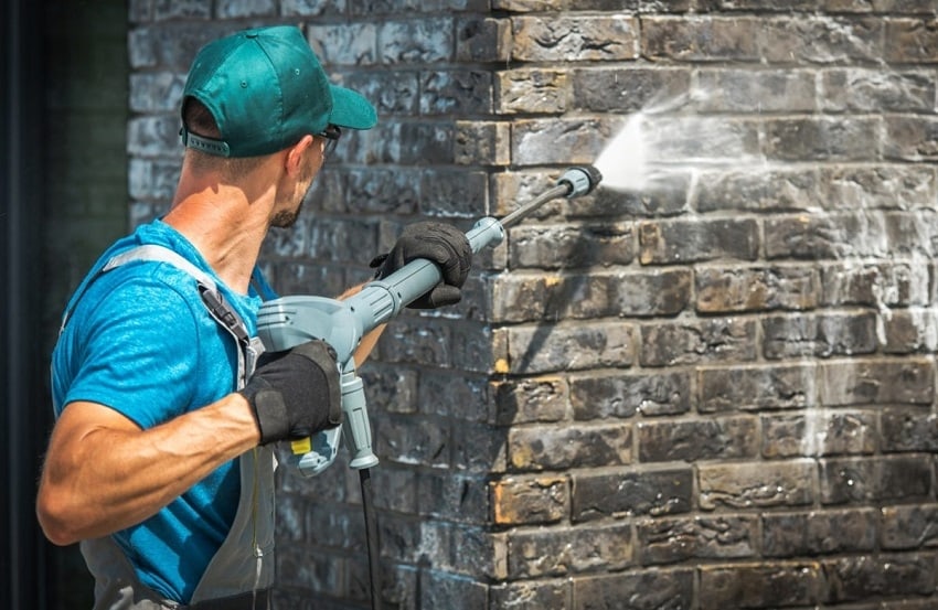 How Long Should Concrete Cure before Pressure Washing 
